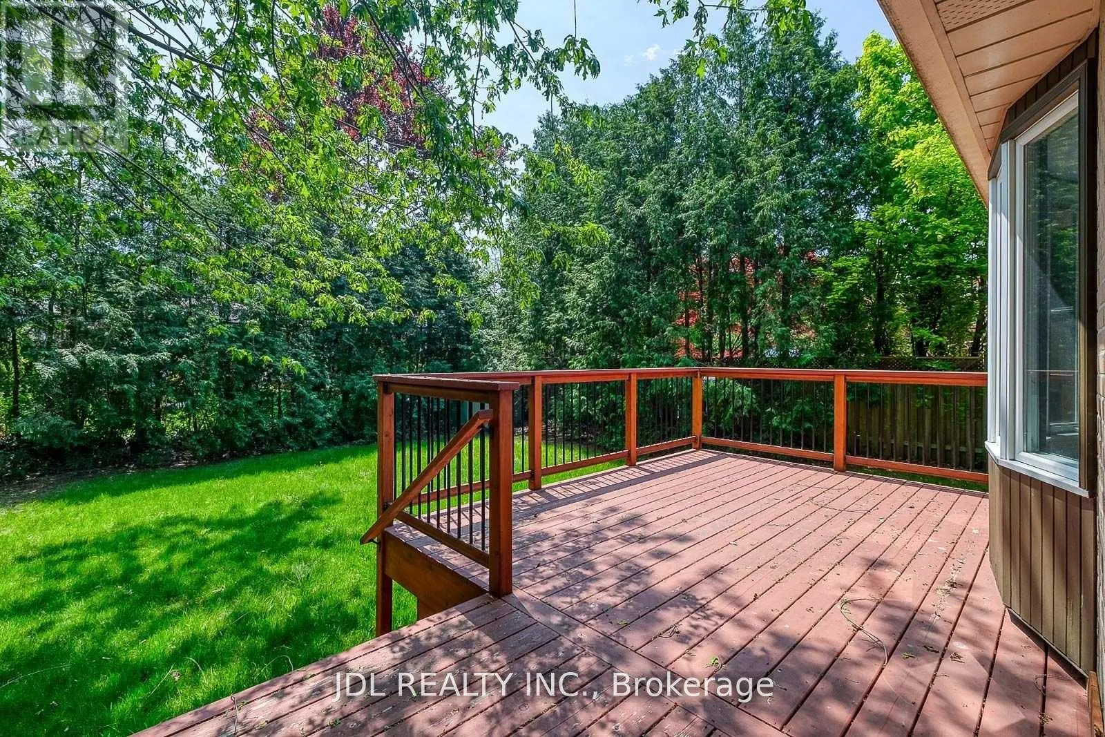 87 MUNRO BOULEVARD