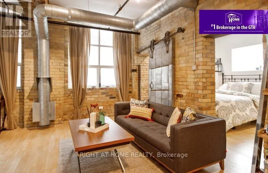 101 - 383 ADELAIDE STREET E
