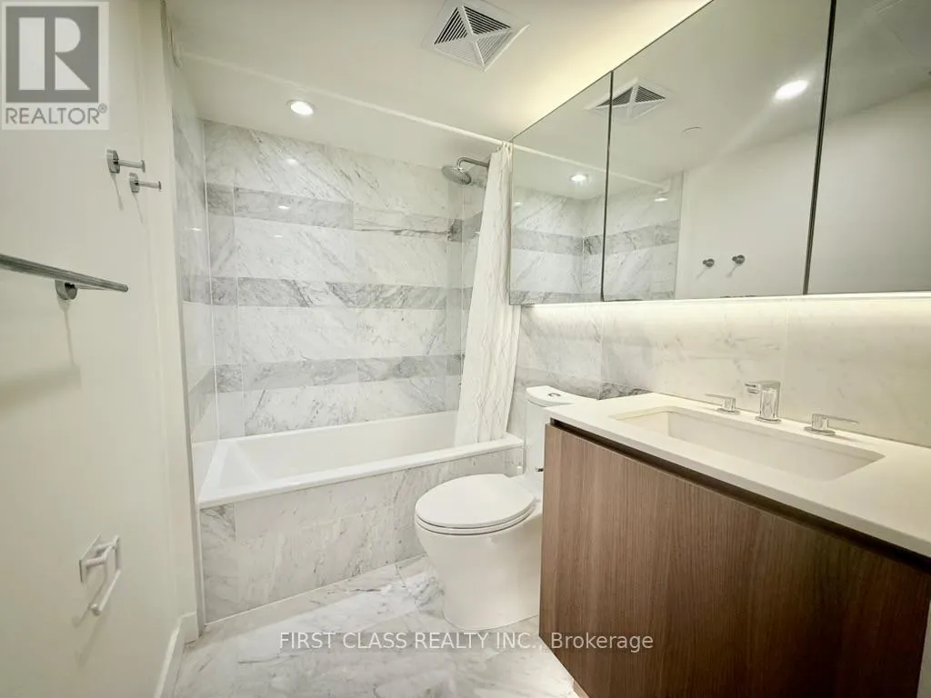 19 BATHURST STREET