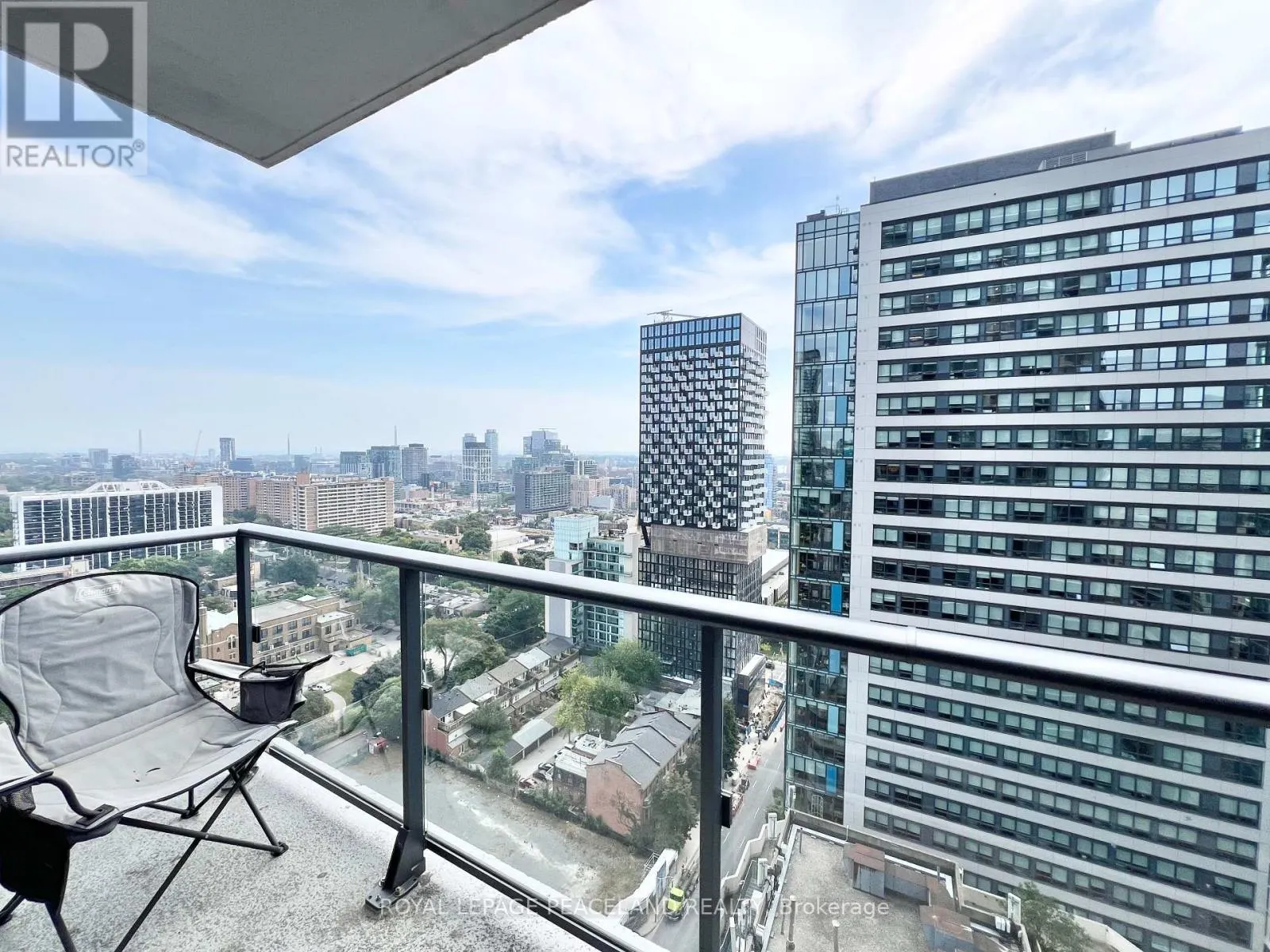 2305 - 159 DUNDAS STREET E
