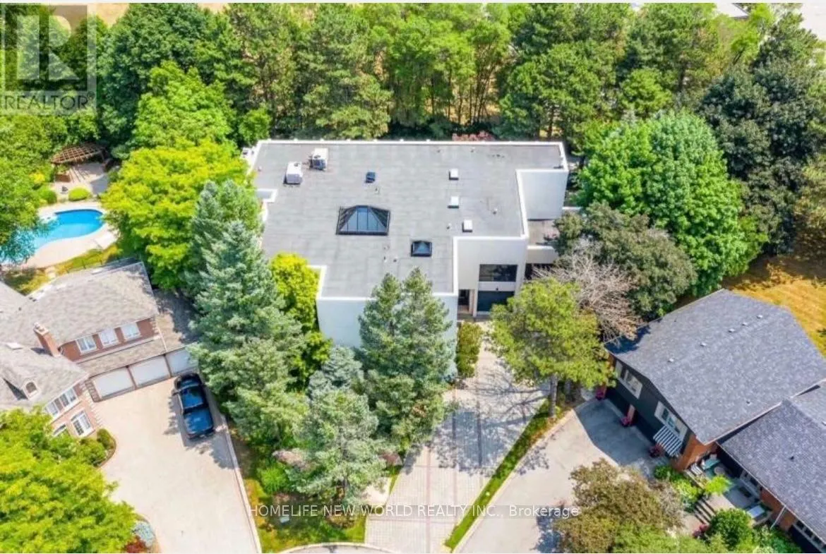 5 ABRAMS PLACE