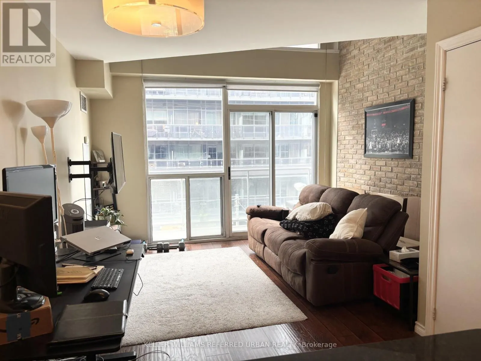 426 - 1029 KING STREET W
