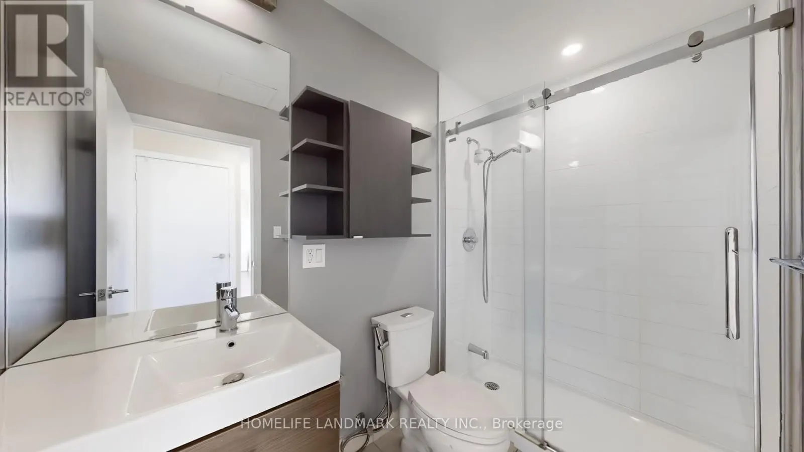 2405 - 62 FOREST MANOR ROAD