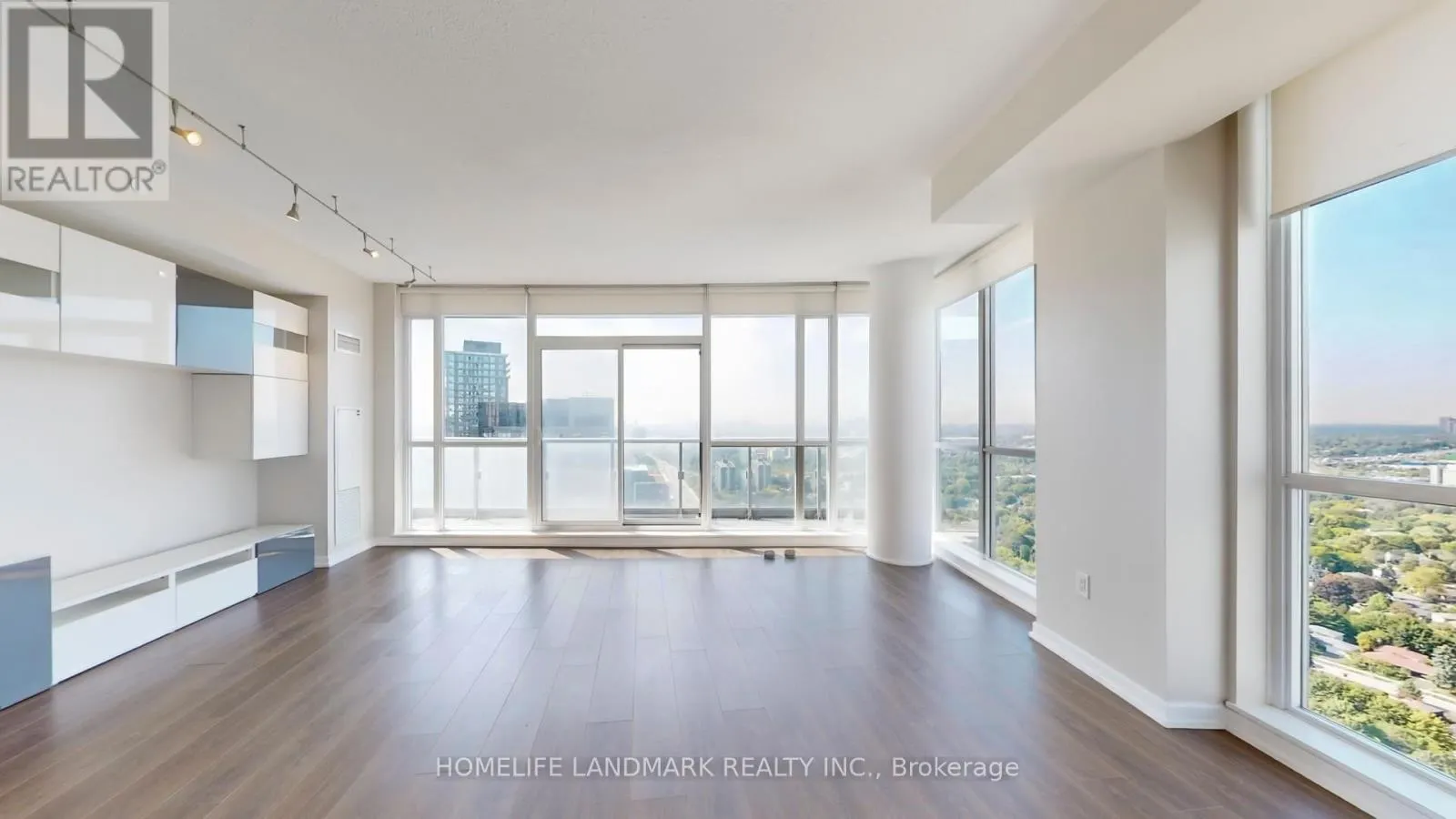 2405 - 62 FOREST MANOR ROAD