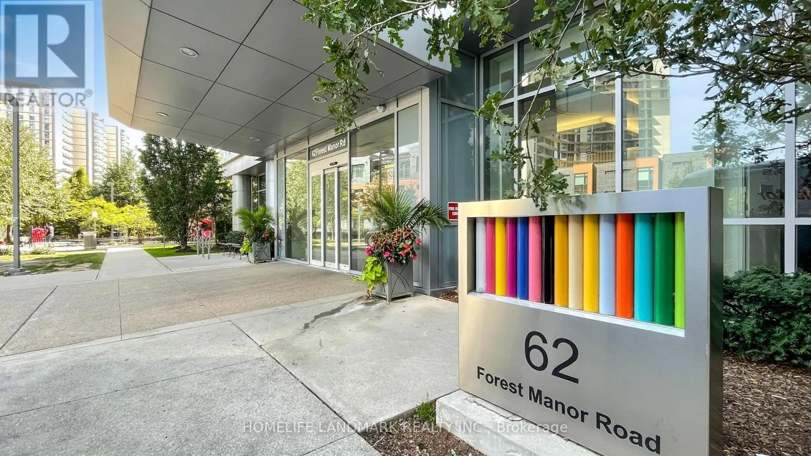 2405 - 62 FOREST MANOR ROAD