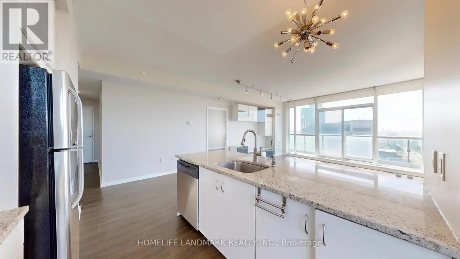 2405 - 62 FOREST MANOR ROAD