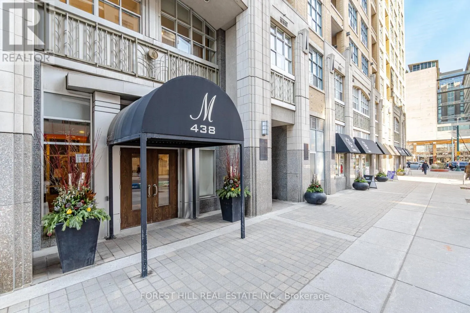 722 - 438 RICHMOND STREET W