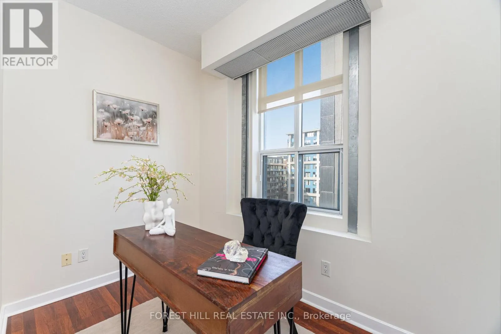 722 - 438 RICHMOND STREET W