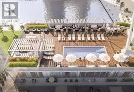 608 - 15 QUEENS QUAY E
