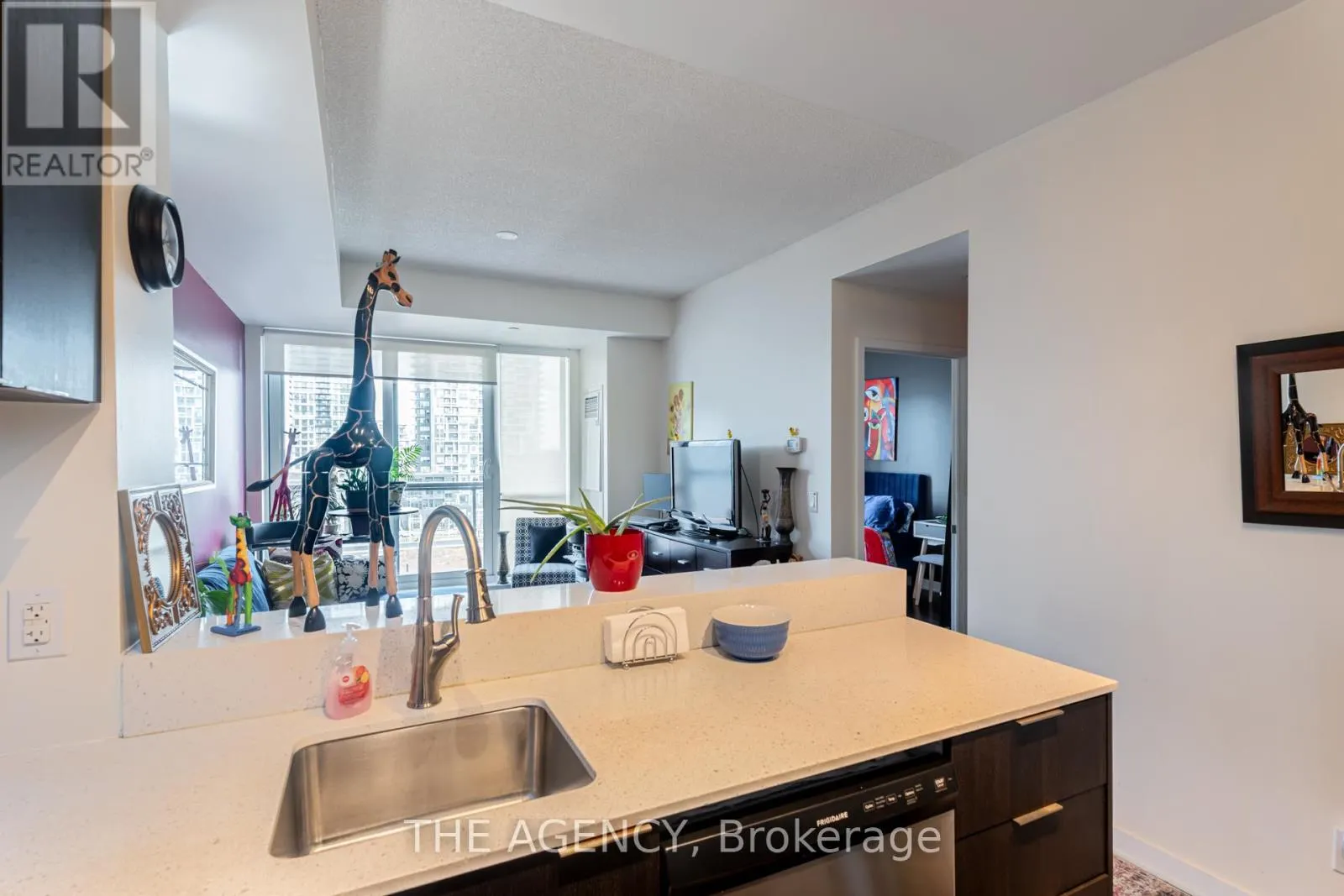801 - 55 REGENT PARK BOULEVARD