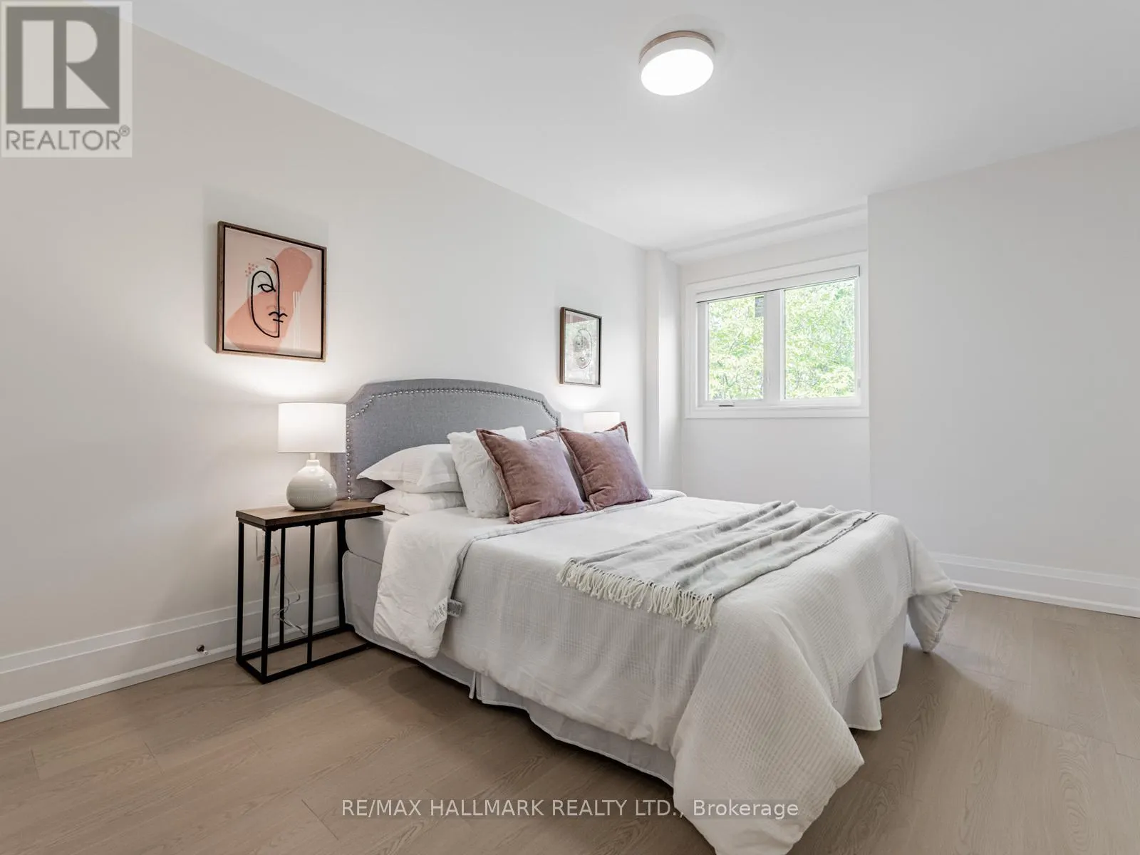 5 - 1315 STEELES AVENUE W