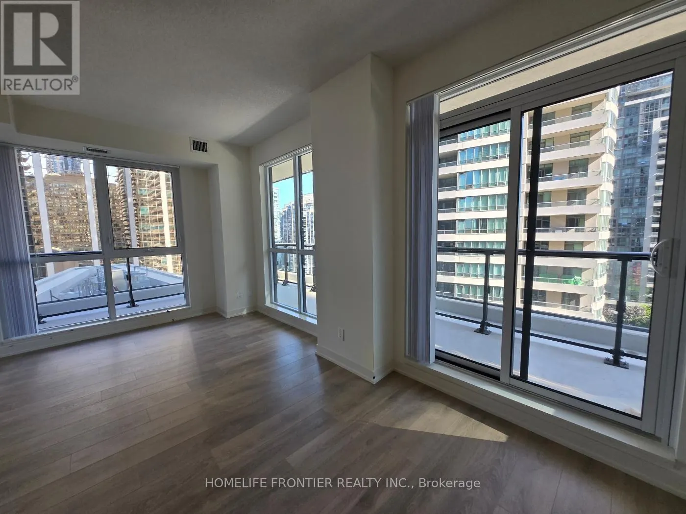 719 - 4955 YONGE STREET