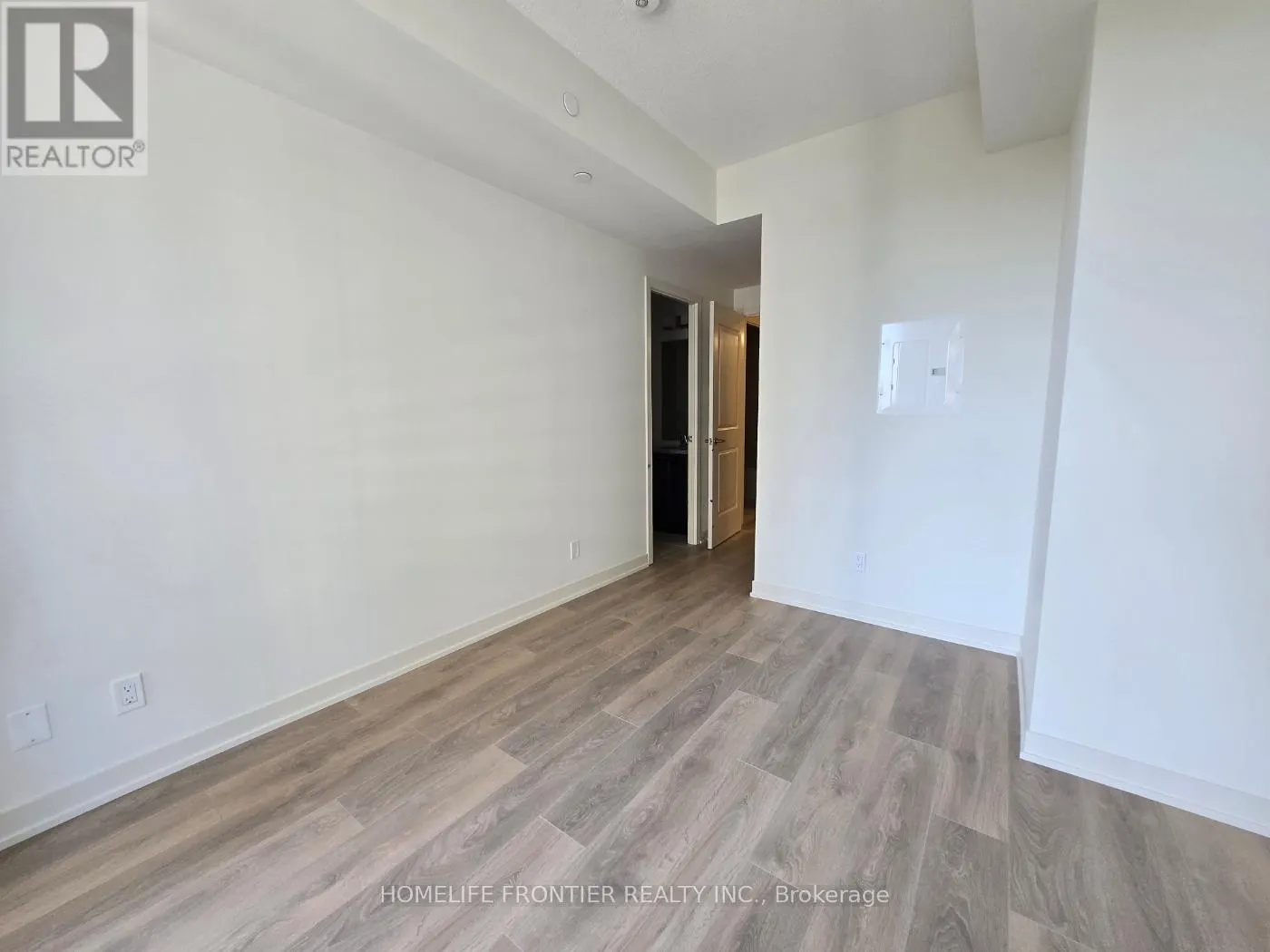 719 - 4955 YONGE STREET