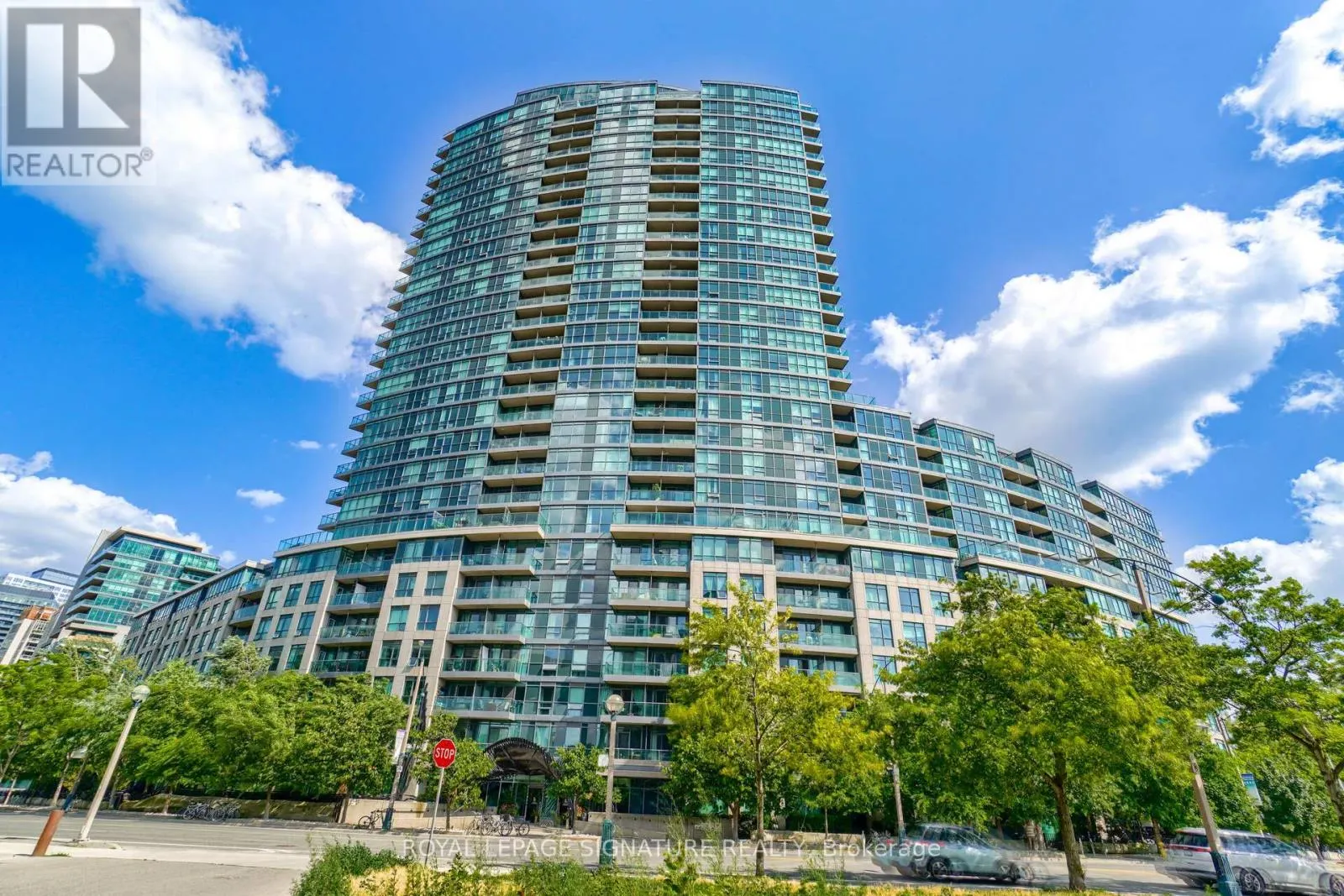729 - 231 FORT YORK BOULEVARD