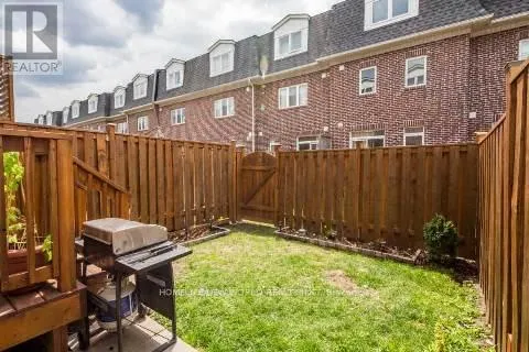 30 ROUTLIFFE LANE