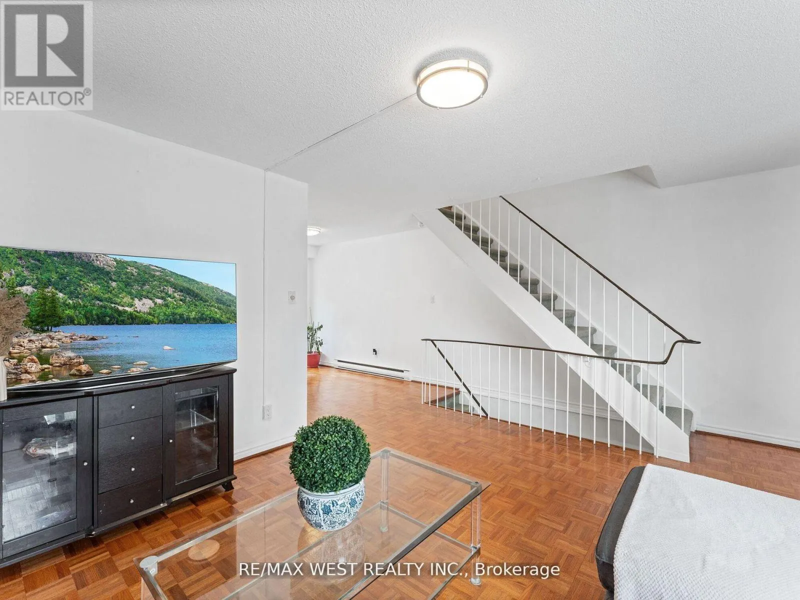 94 PLUM TREE WAY