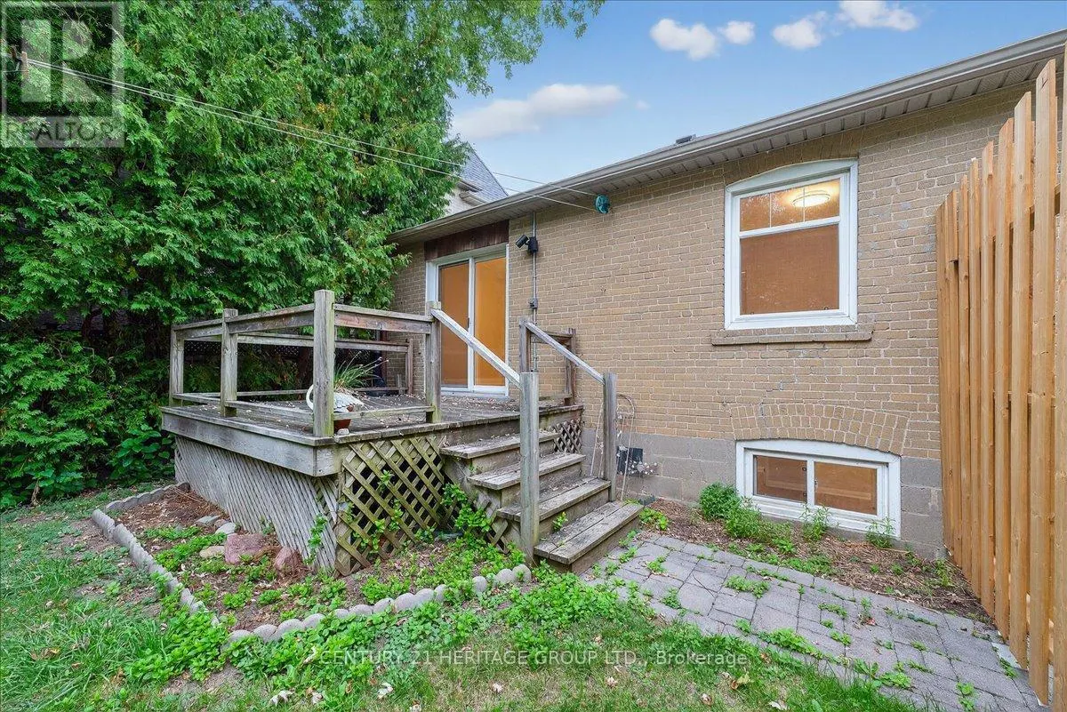 UPPER - 39 REINER ROAD
