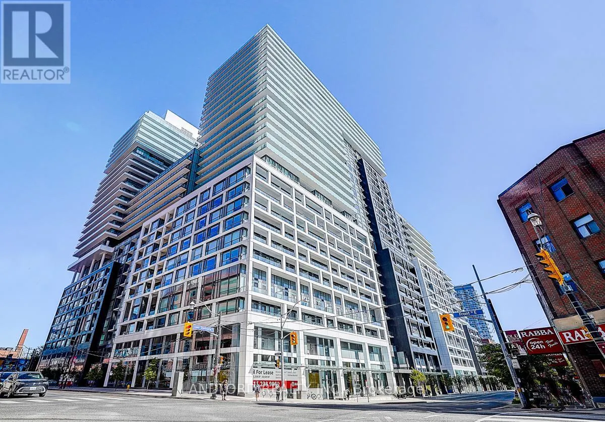 676 W - 135 LOWER SHERBOURNE STREET