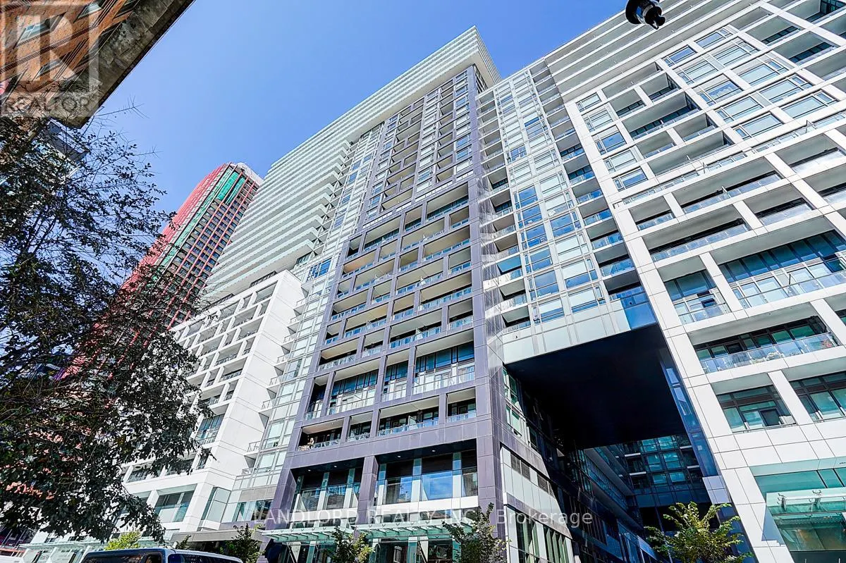 676 W - 135 LOWER SHERBOURNE STREET