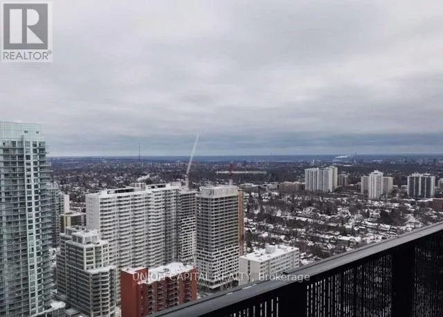 3109 - 8 EGLINTON AVENUE E