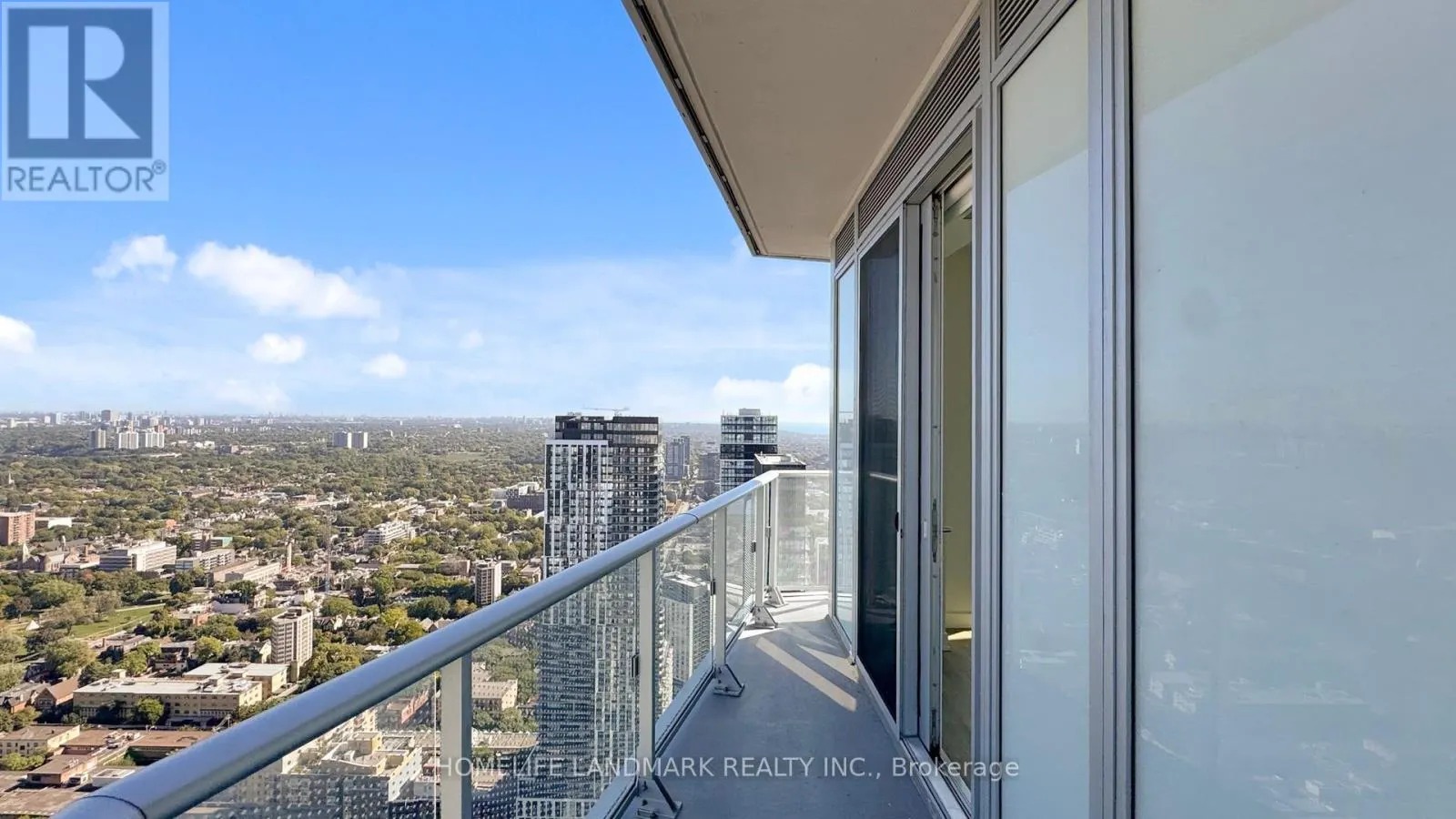 PH04 - 100 DALHOUSIE STREET