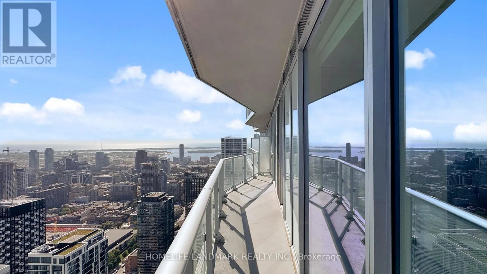 PH04 - 100 DALHOUSIE STREET