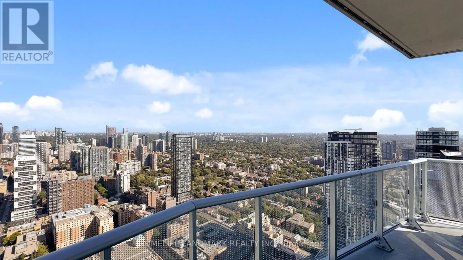 PH04 - 100 DALHOUSIE STREET