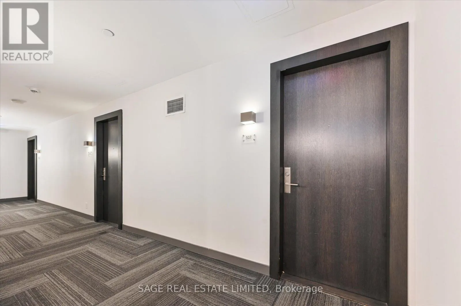 507 - 1815 YONGE STREET