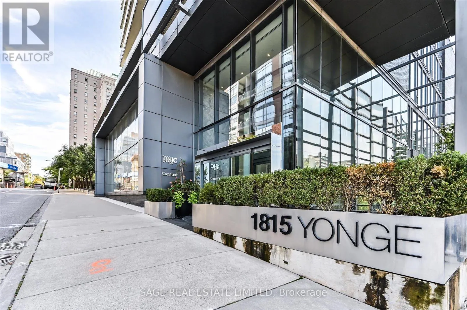 507 - 1815 YONGE STREET