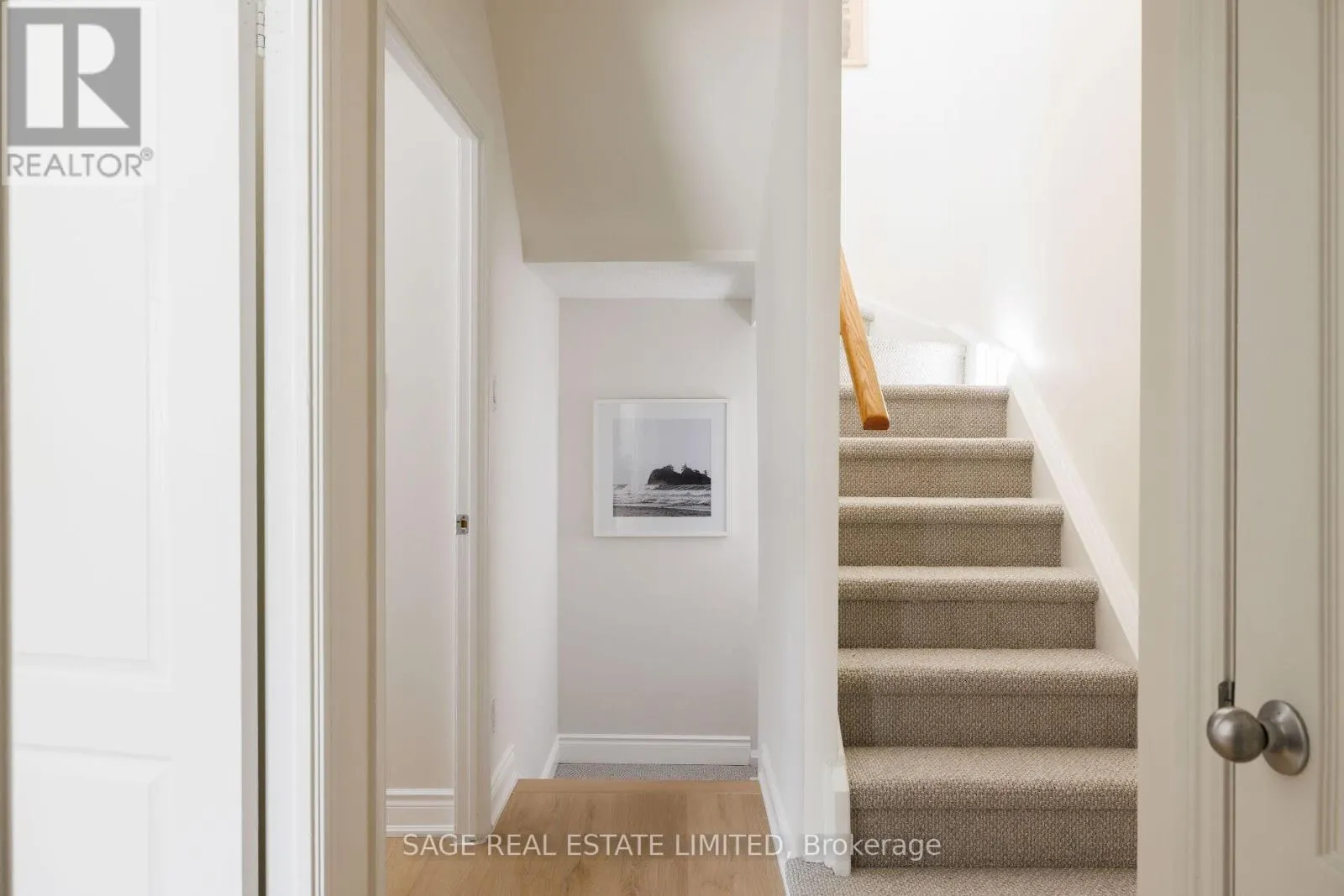 811 - 12 SUDBURY STREET