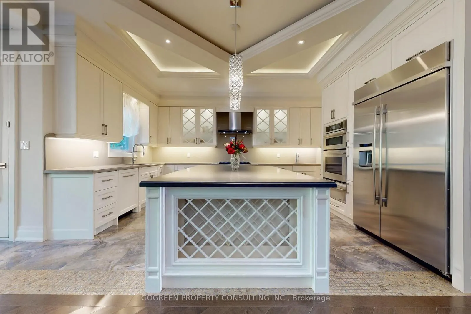11 ELMVIEW AVENUE