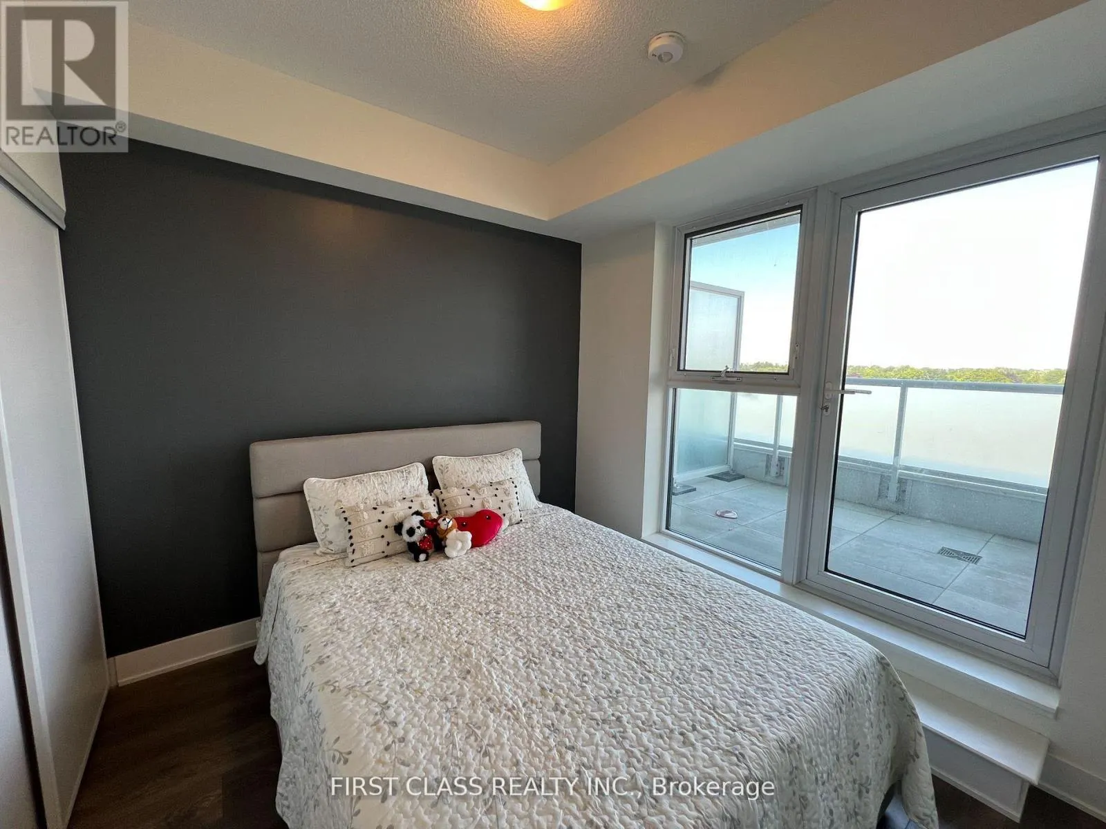 621 - 188 FAIRVIEW MALL DRIVE