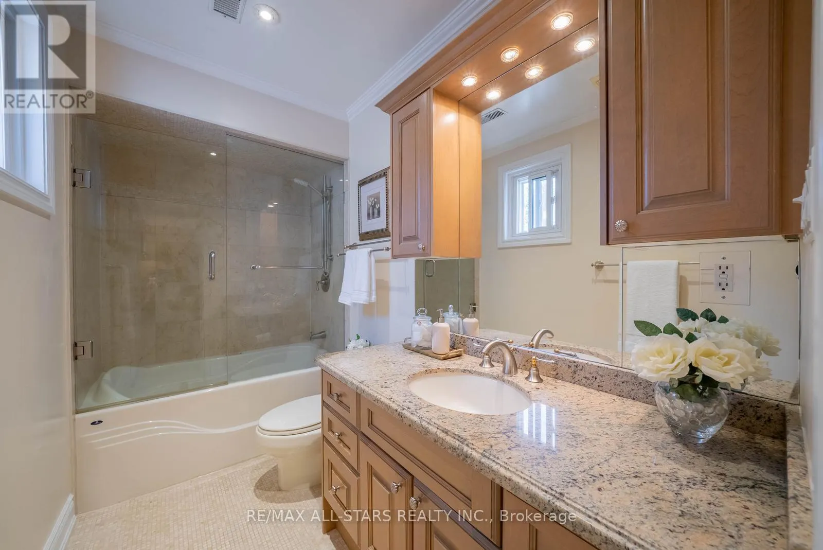 28 COBBLESTONE DRIVE