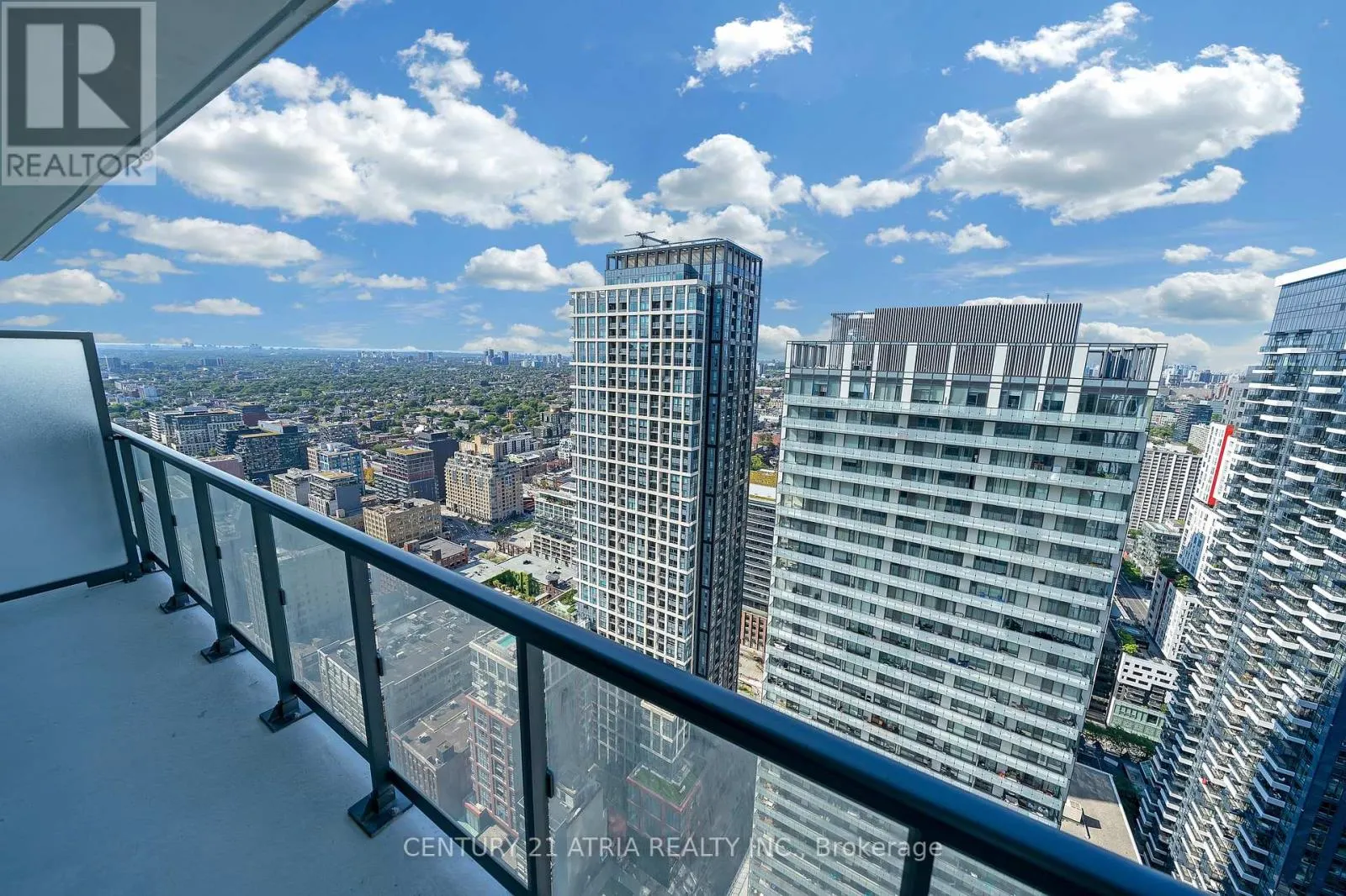 4308 - 87 PETER STREET