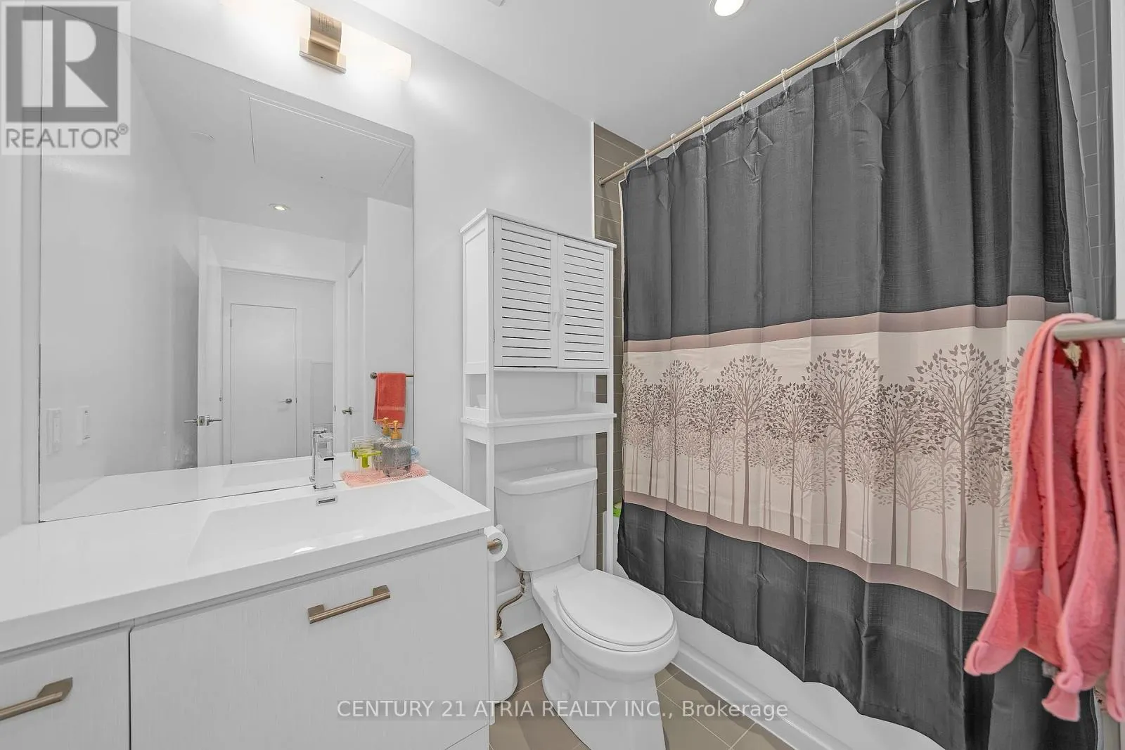 4308 - 87 PETER STREET