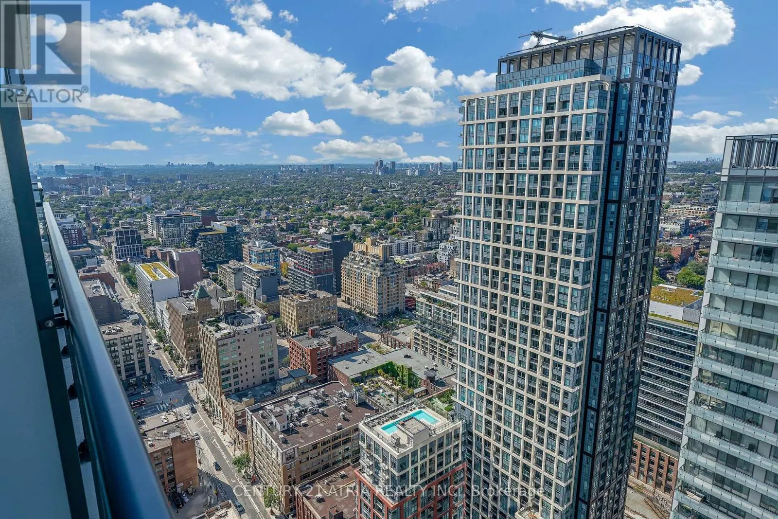 4308 - 87 PETER STREET