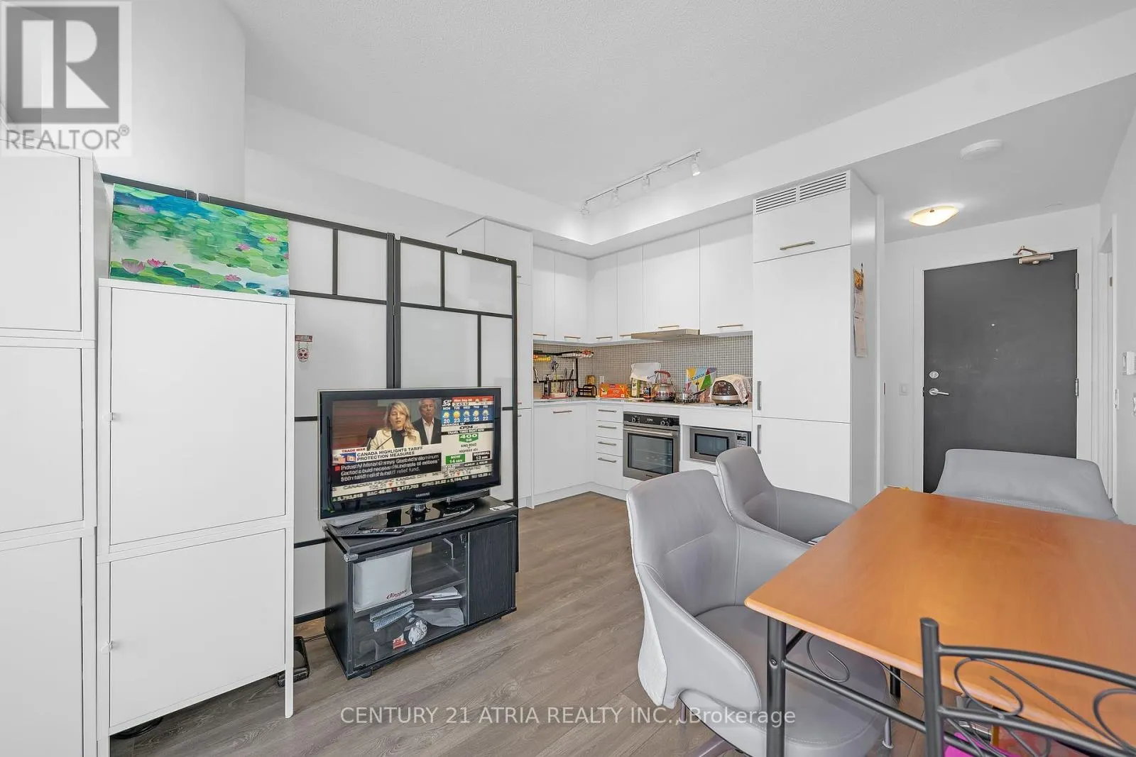 4308 - 87 PETER STREET