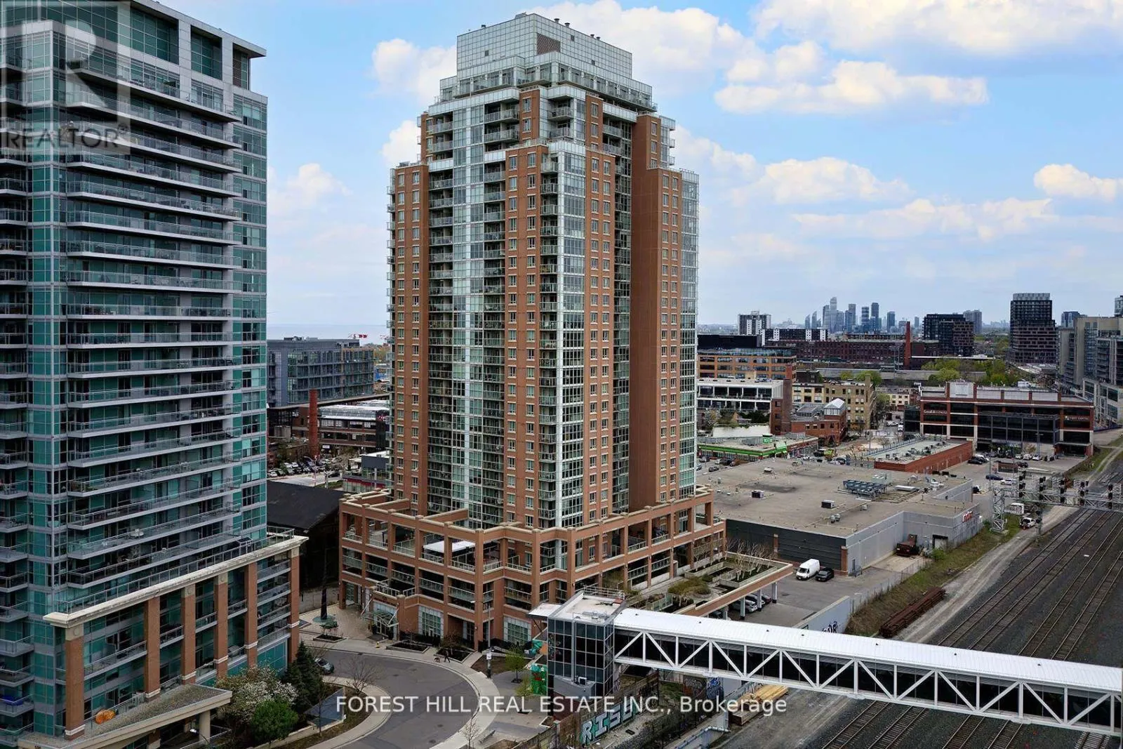 303 - 125 WESTERN BATTERY ROAD