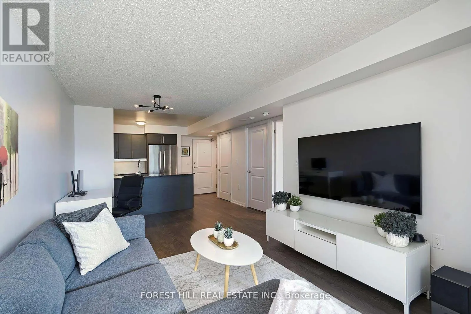 303 - 125 WESTERN BATTERY ROAD
