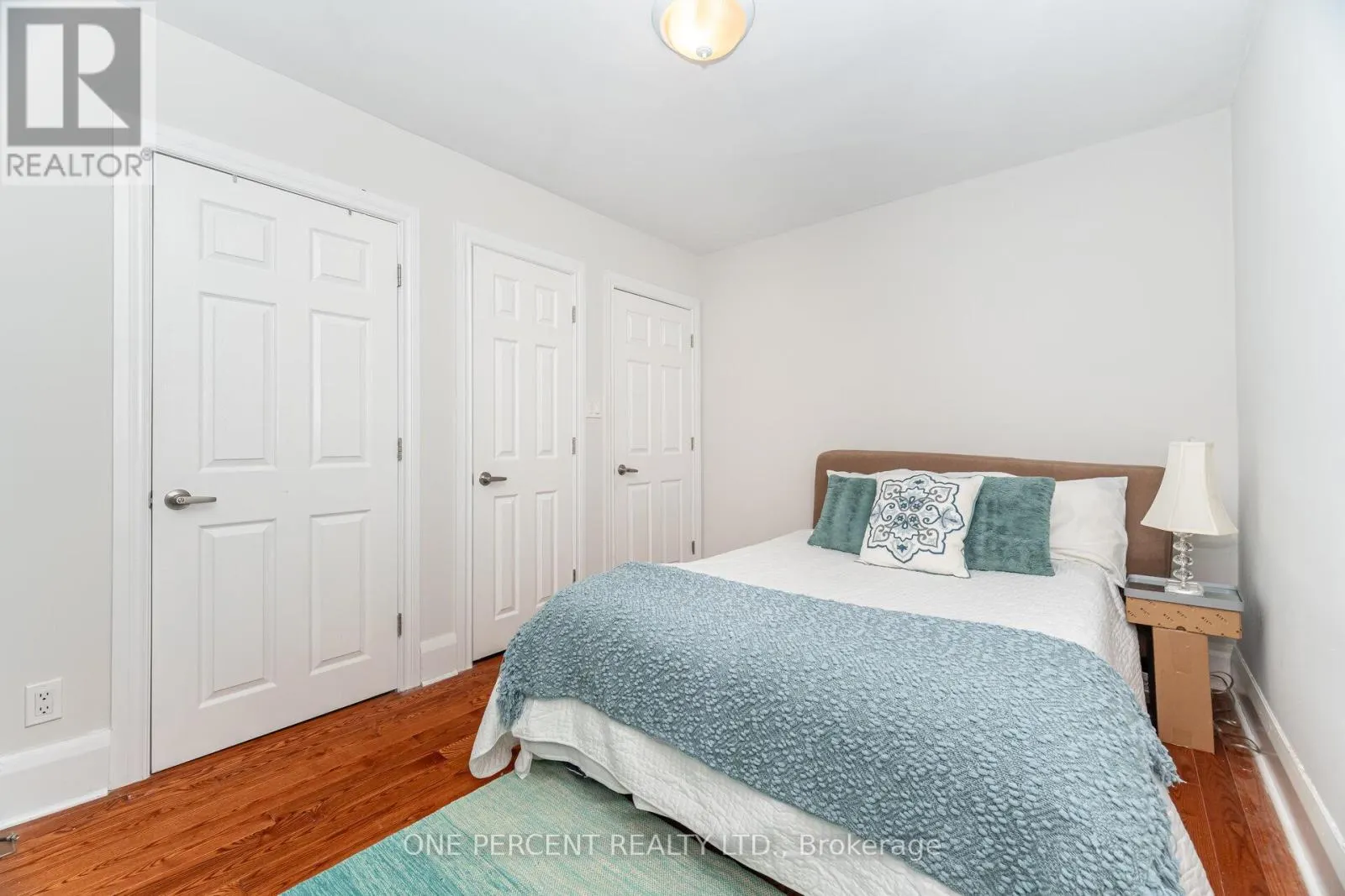 226 BROADWAY AVENUE