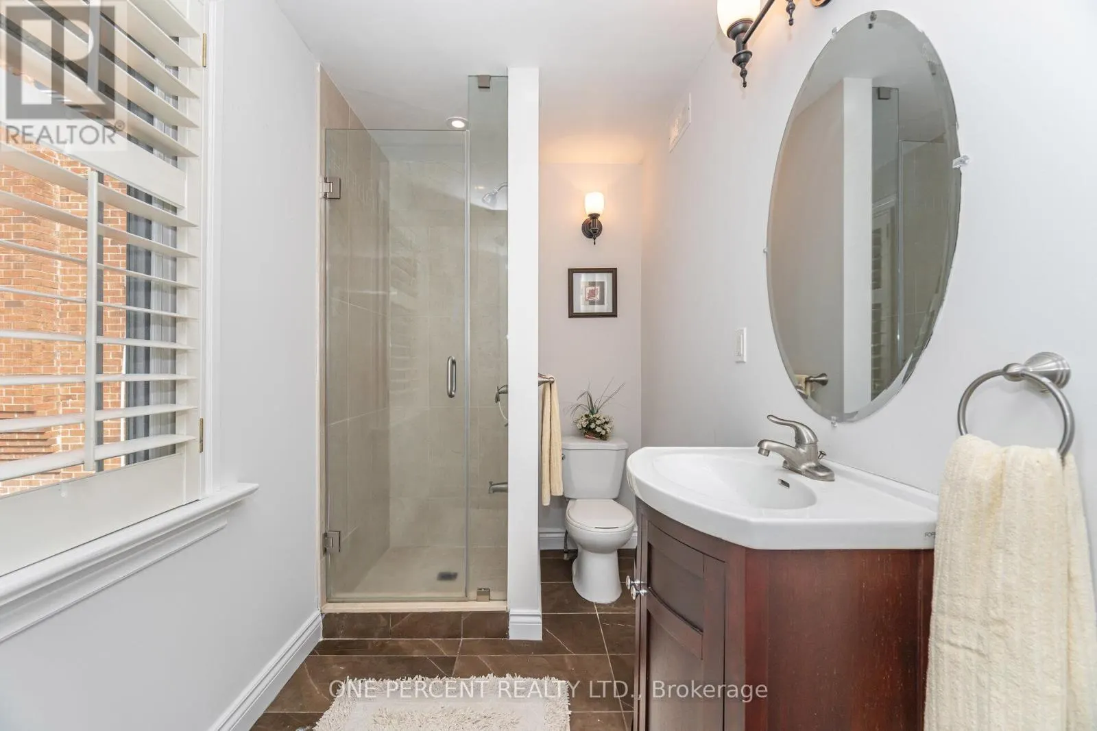 226 BROADWAY AVENUE