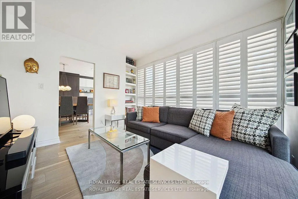 601 - 480 QUEENS QUAY W