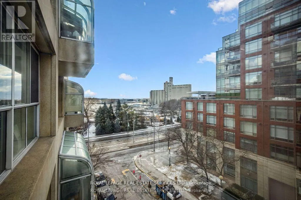 601 - 480 QUEENS QUAY W