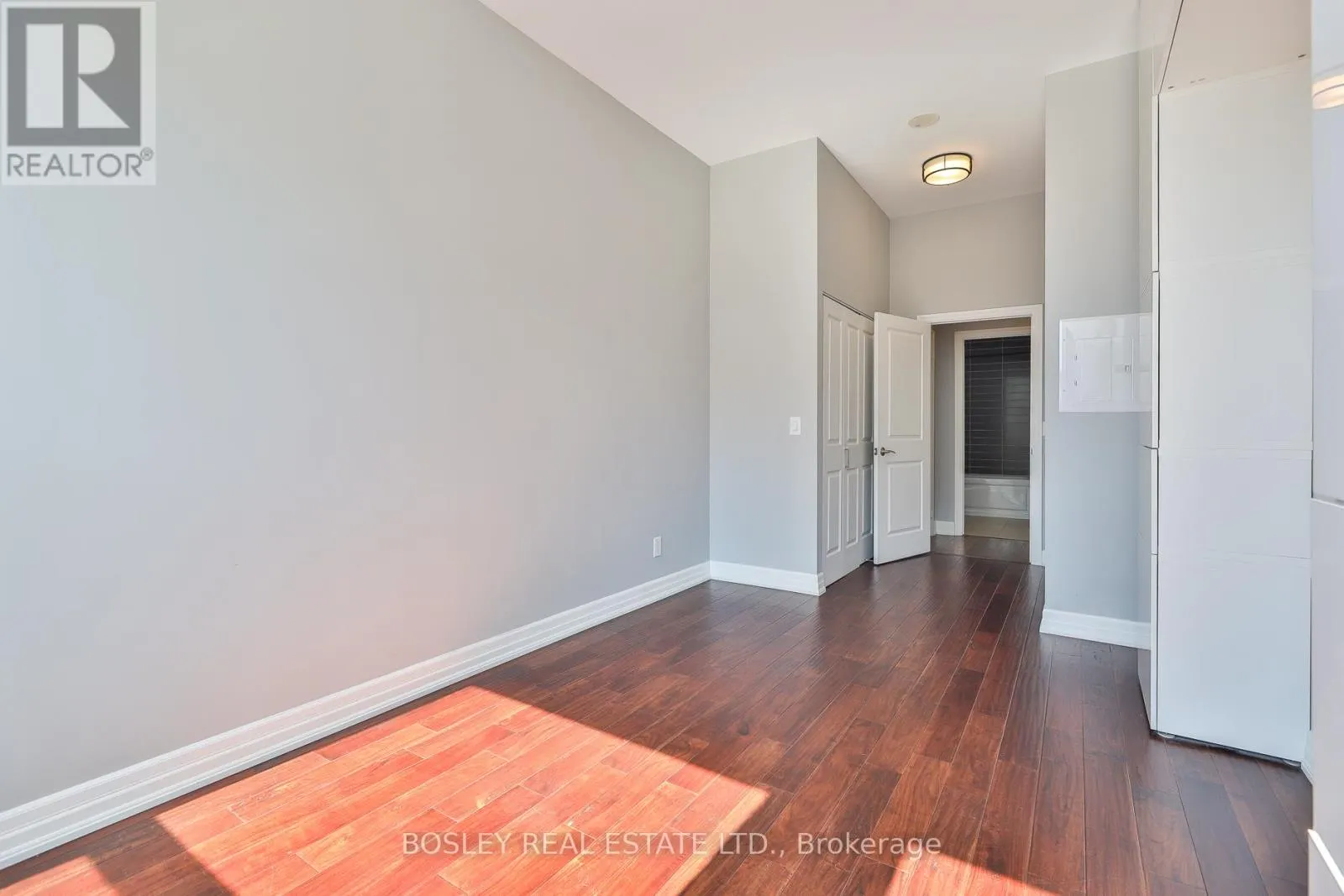 201 - 500 ST CLAIR AVENUE W