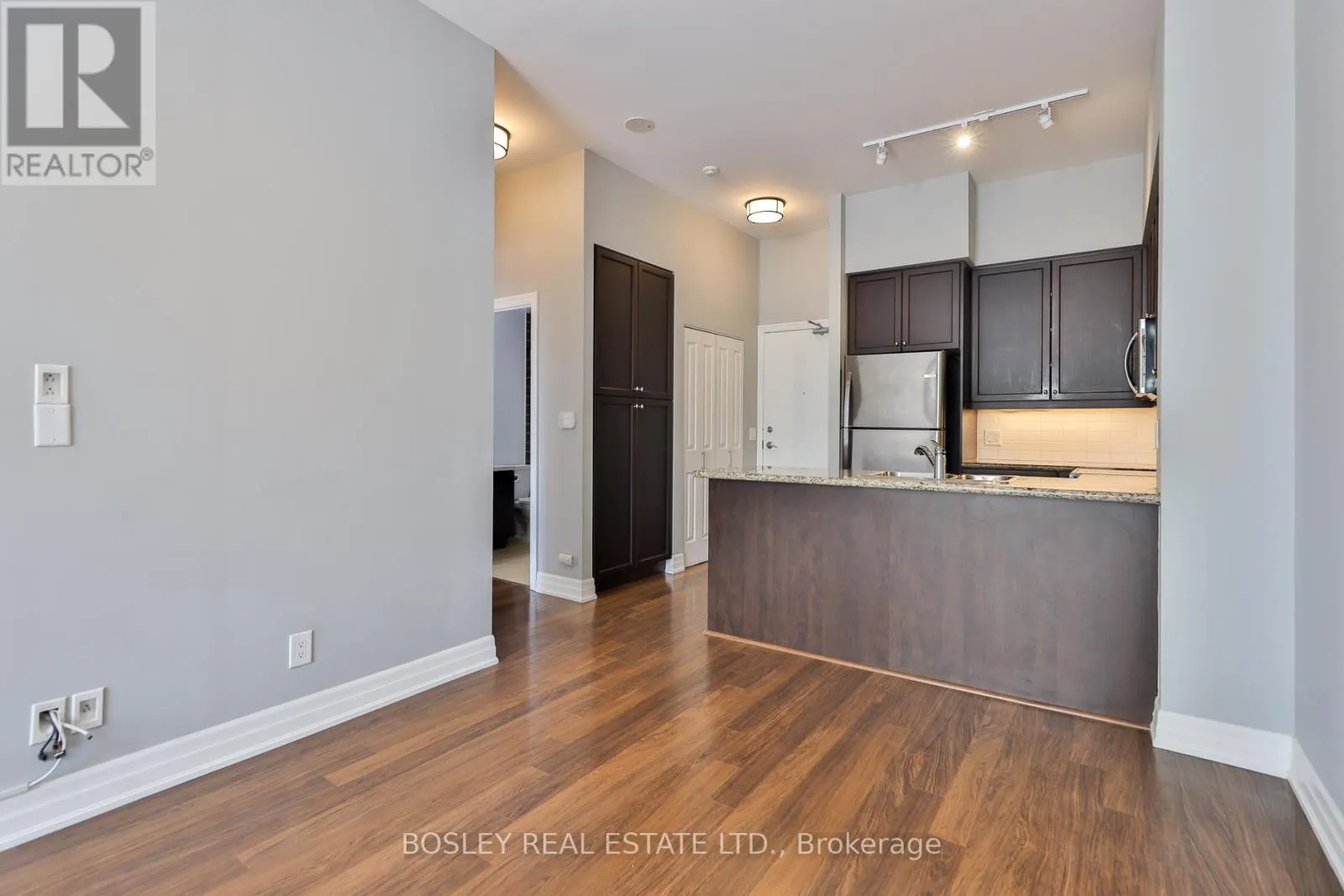 201 - 500 ST CLAIR AVENUE W
