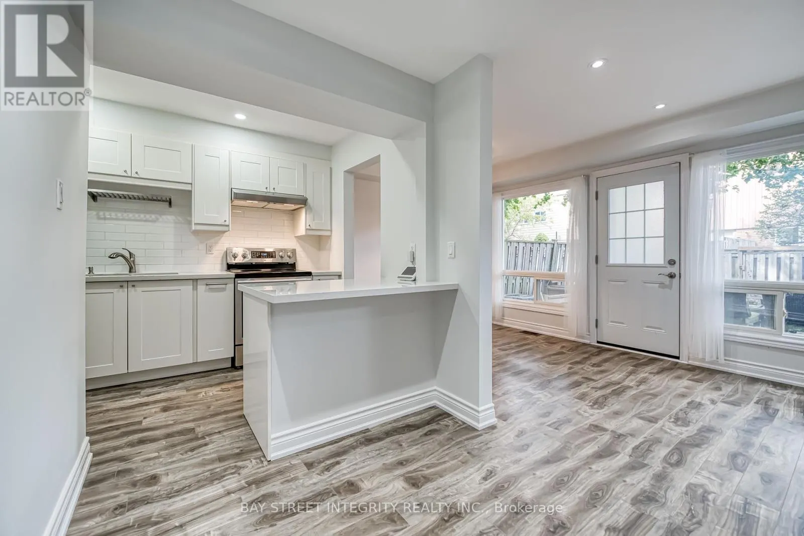 72 ELSA VINE WAY