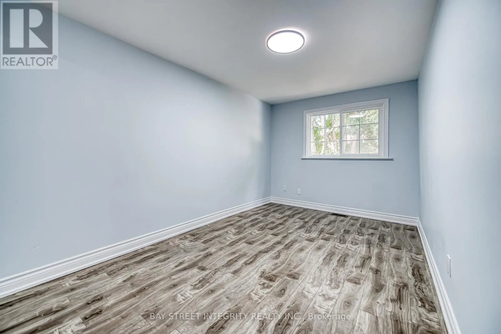 72 ELSA VINE WAY