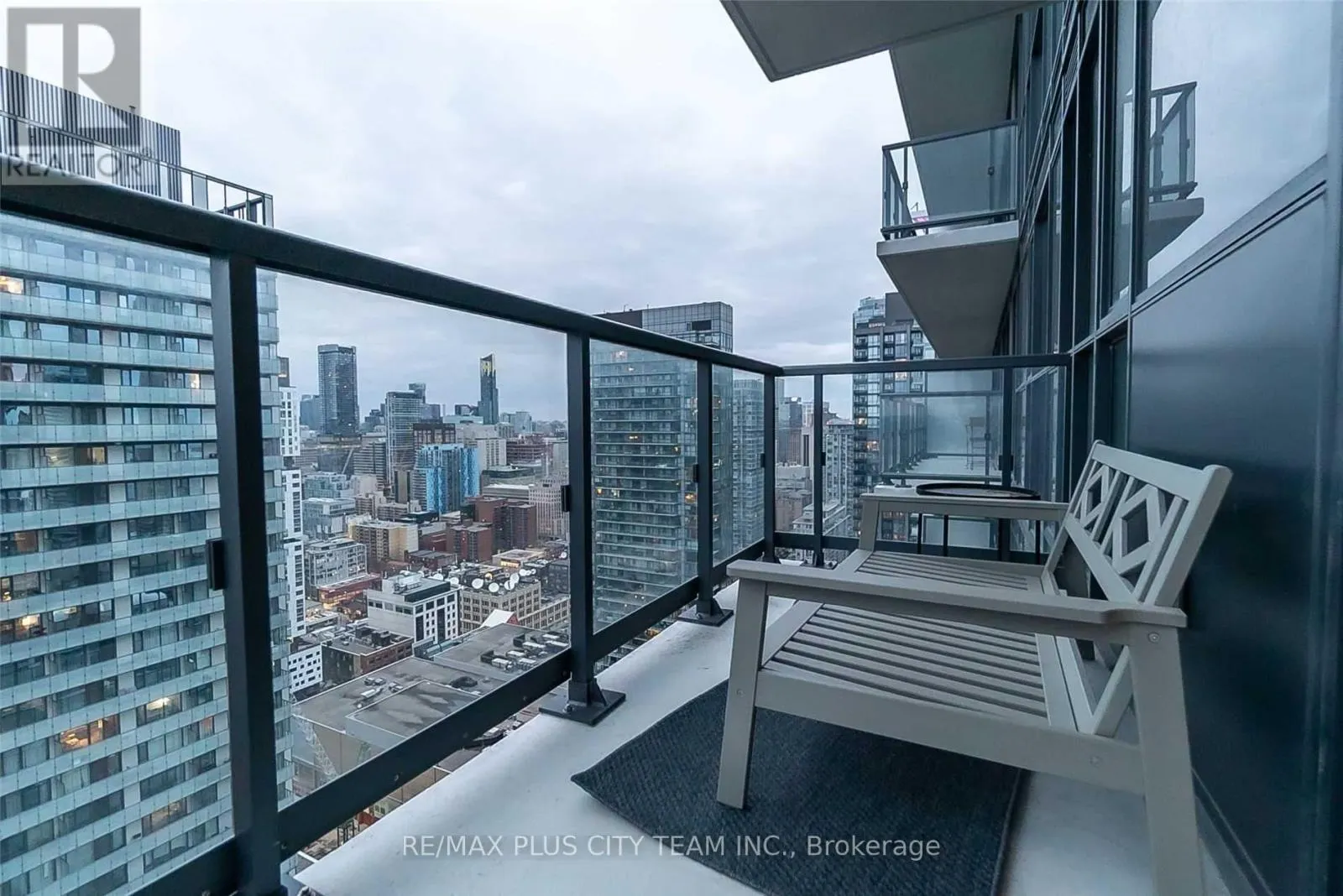 3706 - 87 PETER STREET