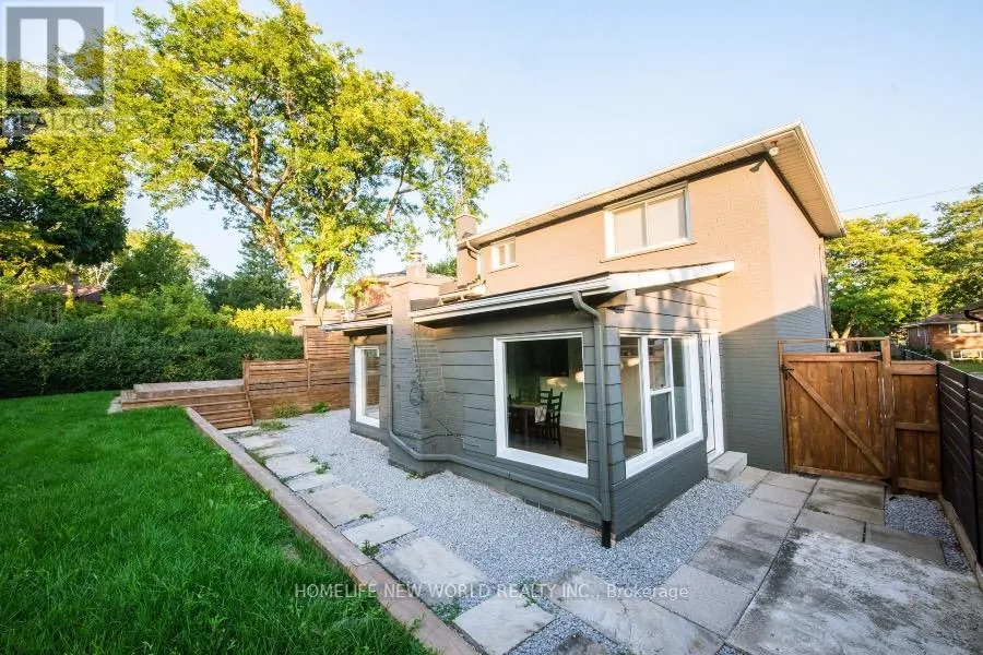1-BEDROOM FACING BACKYARD - 30 CASTLEGROVE BOULEVARD