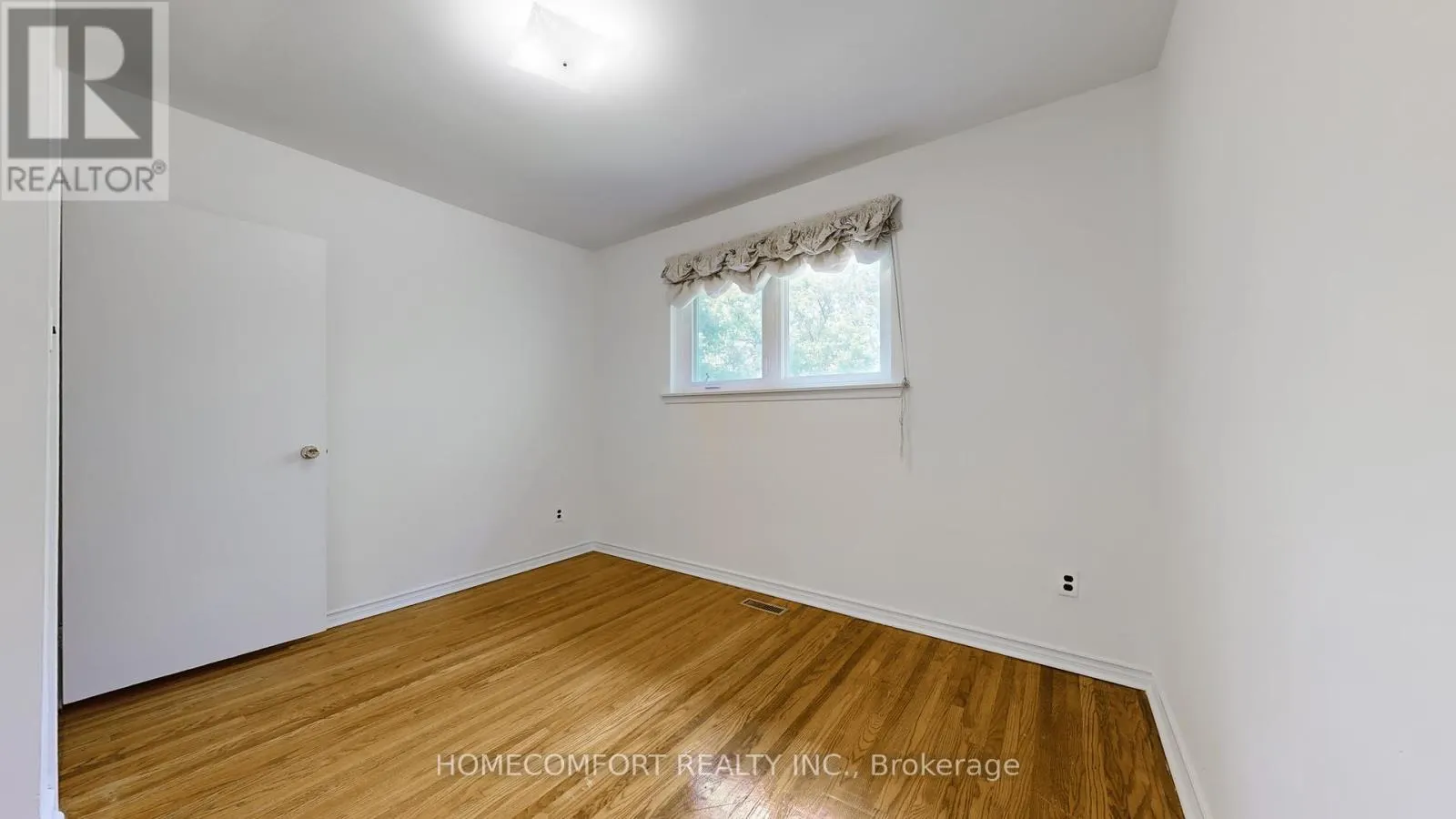 288 WOODSWORTH ROAD
